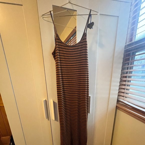 Black and Brown Striped Dress - Picture 1 of 2